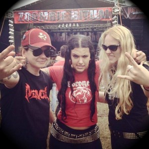 Nervosa no "Zombie Ritual Fest" em Rio Negrinho, RS, no final de 2013
