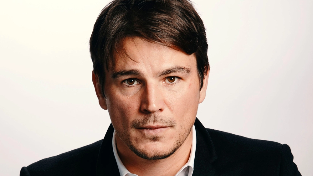 09.01 josh hartnett