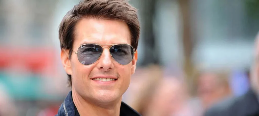 25.01 tom cruise