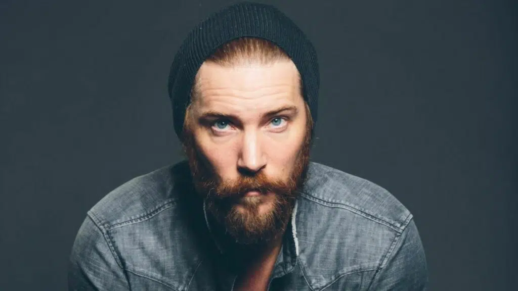 Atores de Joel e Sarah em The Last of Us, Troy Baker e Hana Hayes