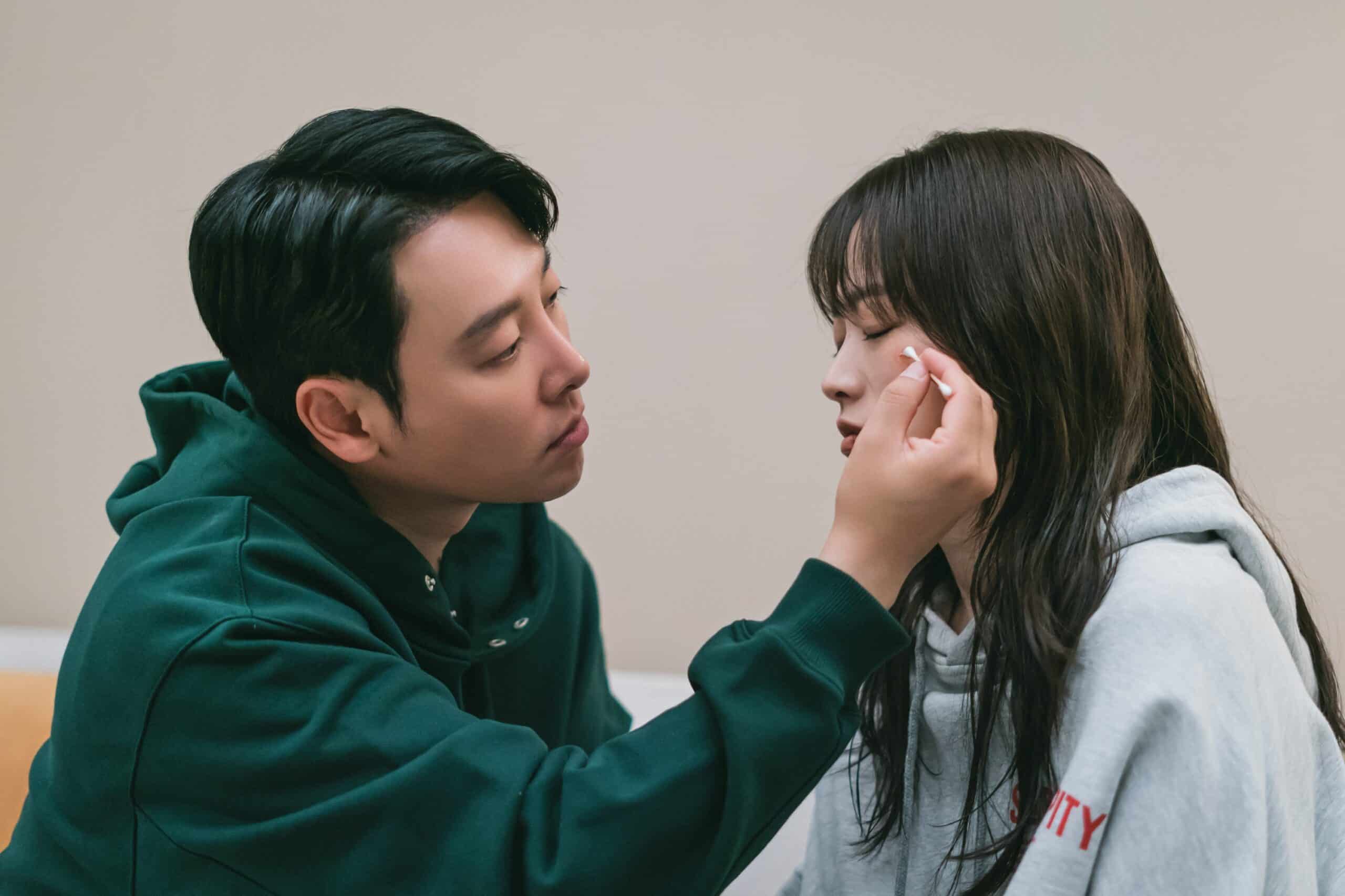 doce engano moo young kim dong wook e ro eum chun woo hee 2 scaled